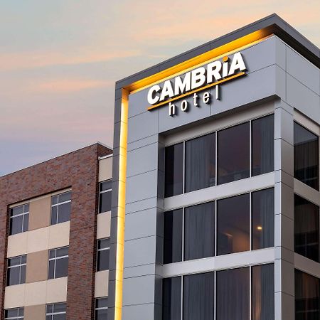Cambria Hotel Omaha Downtown Bagian luar foto